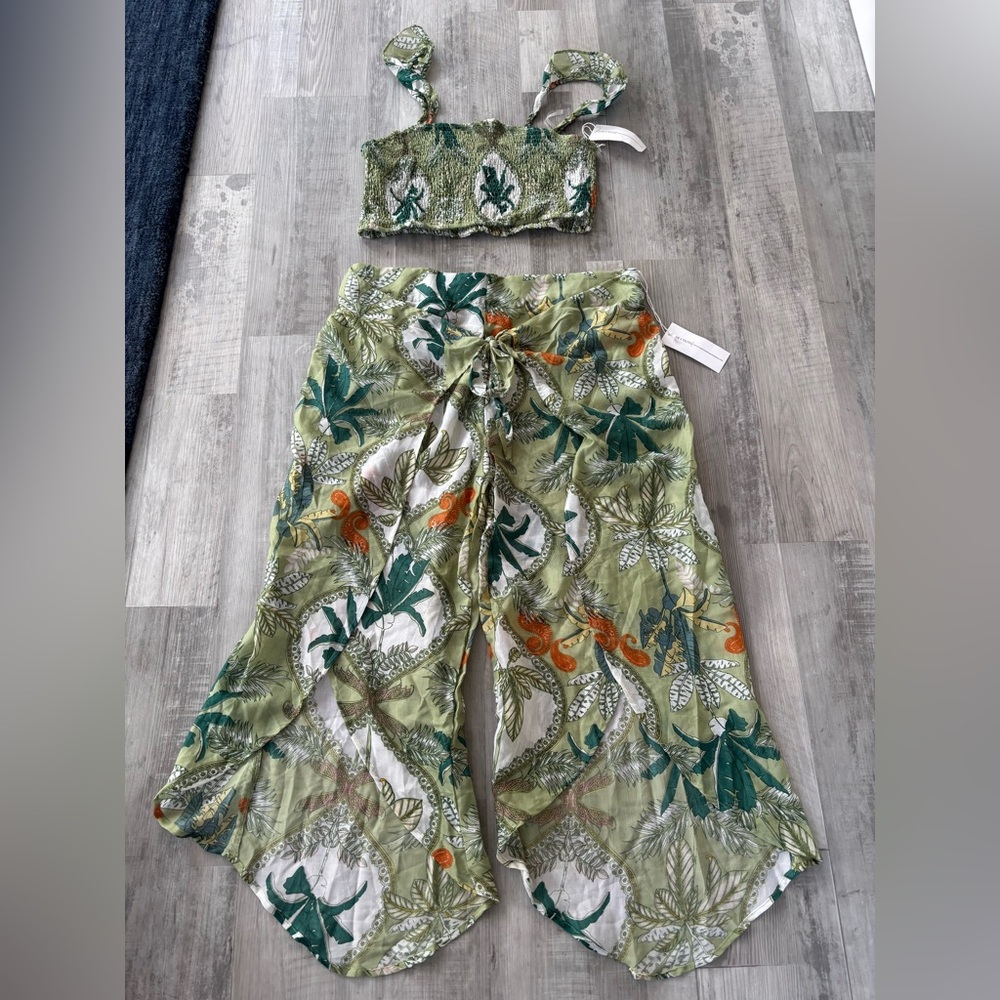 Live 4 Truth Green and White Smocked Fabric Set